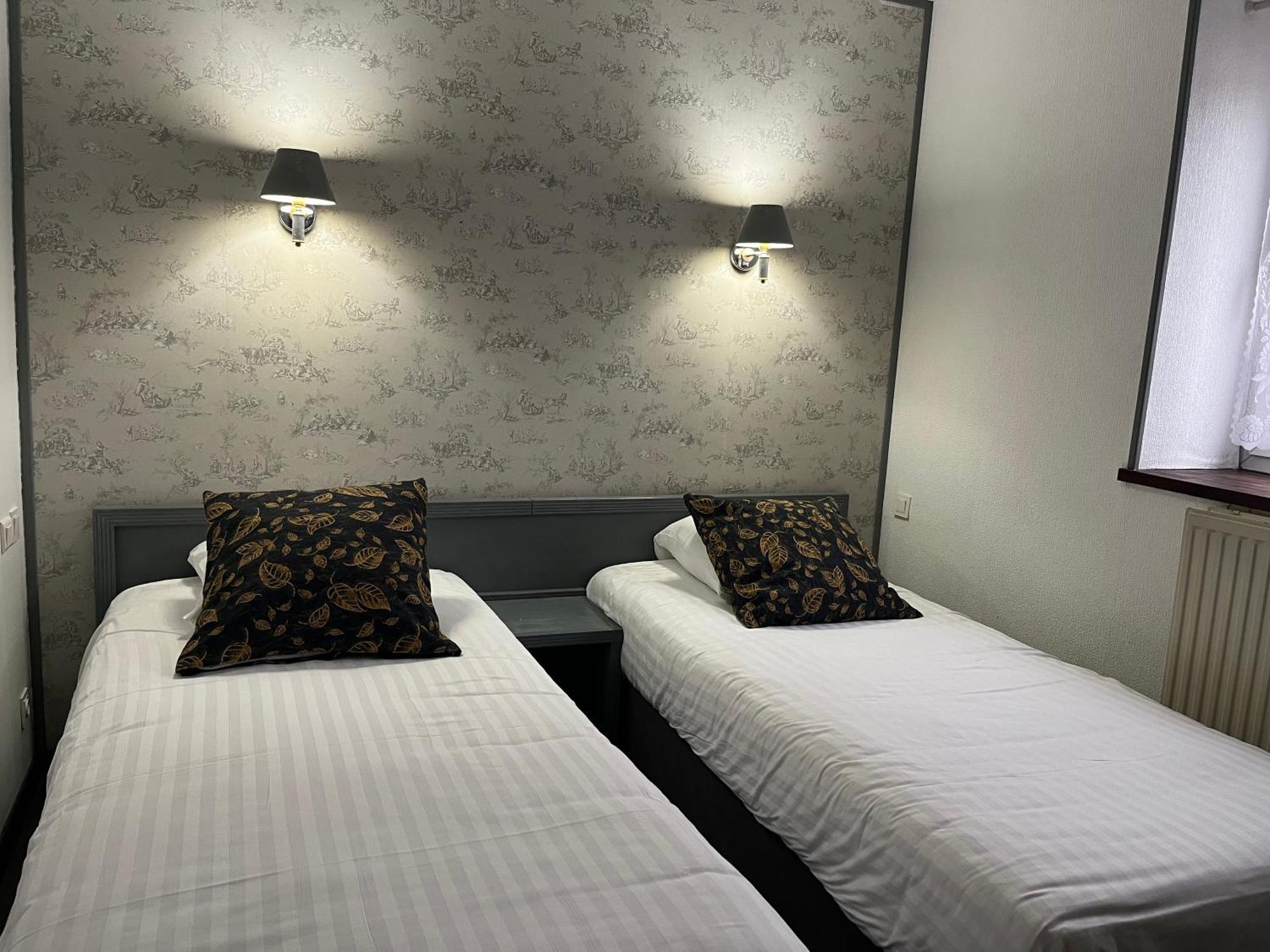 Hotel Val Saint Hilaire Живе Екстериор снимка