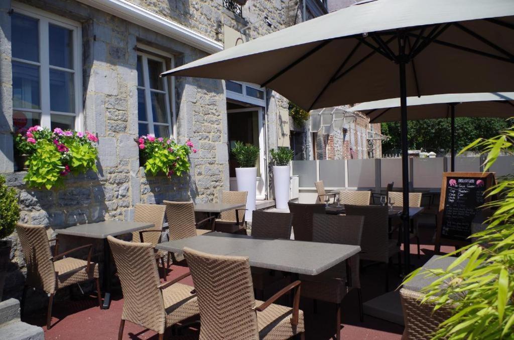 Hotel Val Saint Hilaire Живе Екстериор снимка